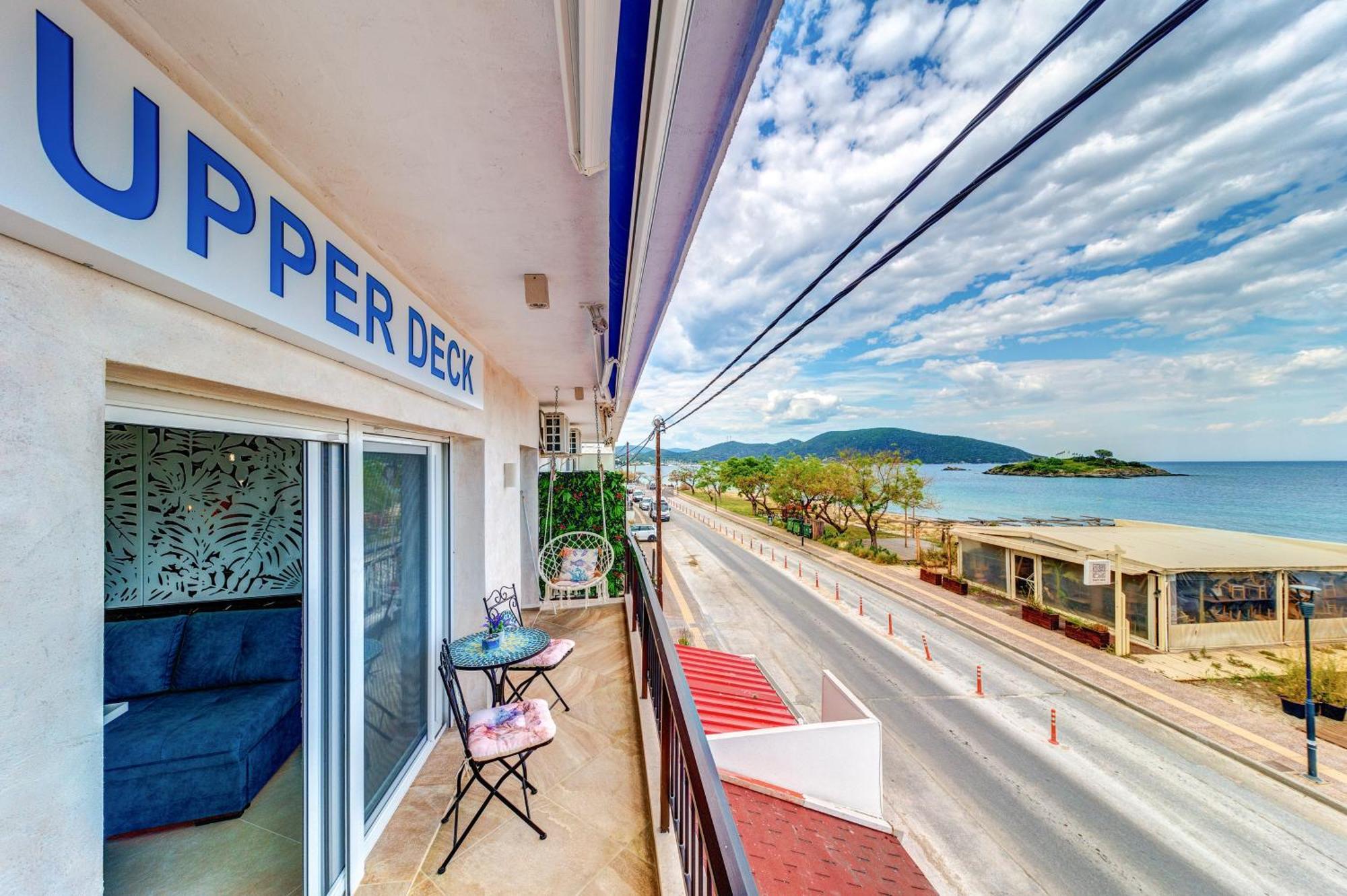 Upper Deck Apt. Apartment Néa Péramos Exterior foto